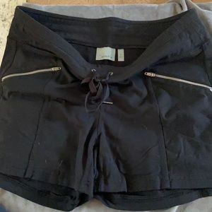 Athleta shorts M